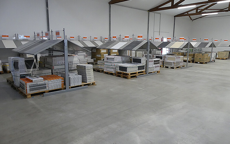 Fliesen in Holzoptik in unserer Ausstellung in Geilenkirchen